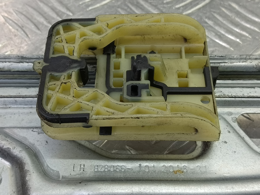 стеклоподъемник FORD Transit  1847478, 1550 рублей, Москва