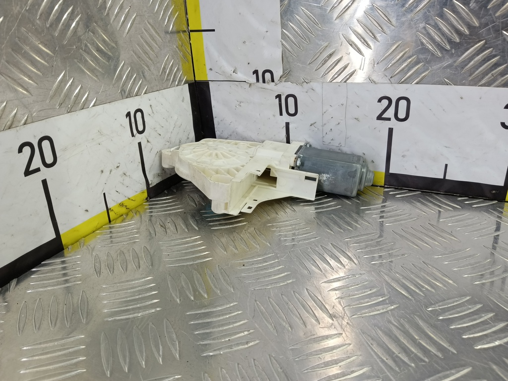 моторчик стеклоподъёмника LAND ROVER DISCOVERY  CVR000010, 860 рублей, Москва