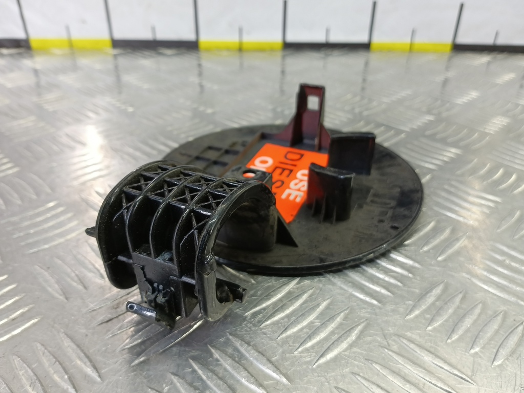 лючок бензобака Kia Ceed  695101H000, 1090 рублей, Москва