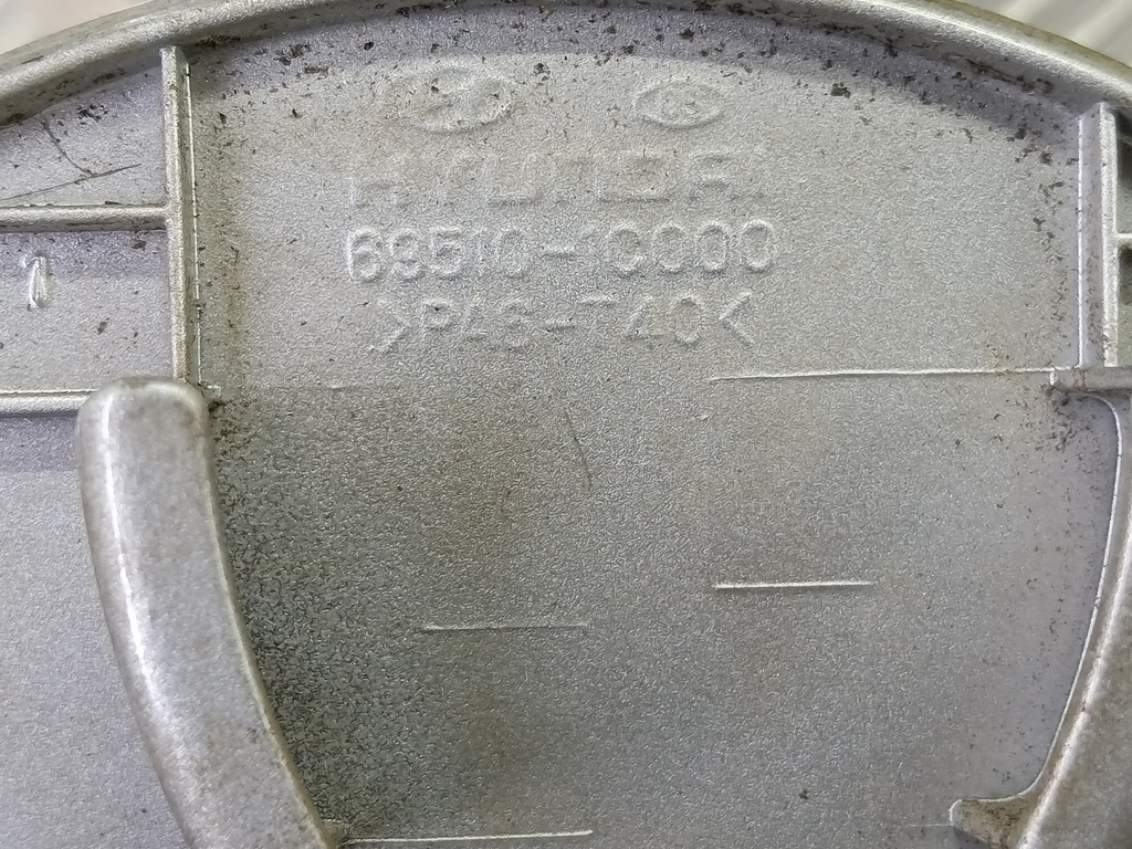 лючок бензобака Hyundai GETZ 1.1 MT (66 л.с.)Getz  I рестайлинг (2005—2011) Хетчбэк 695101C000, 1090 рублей, Москва