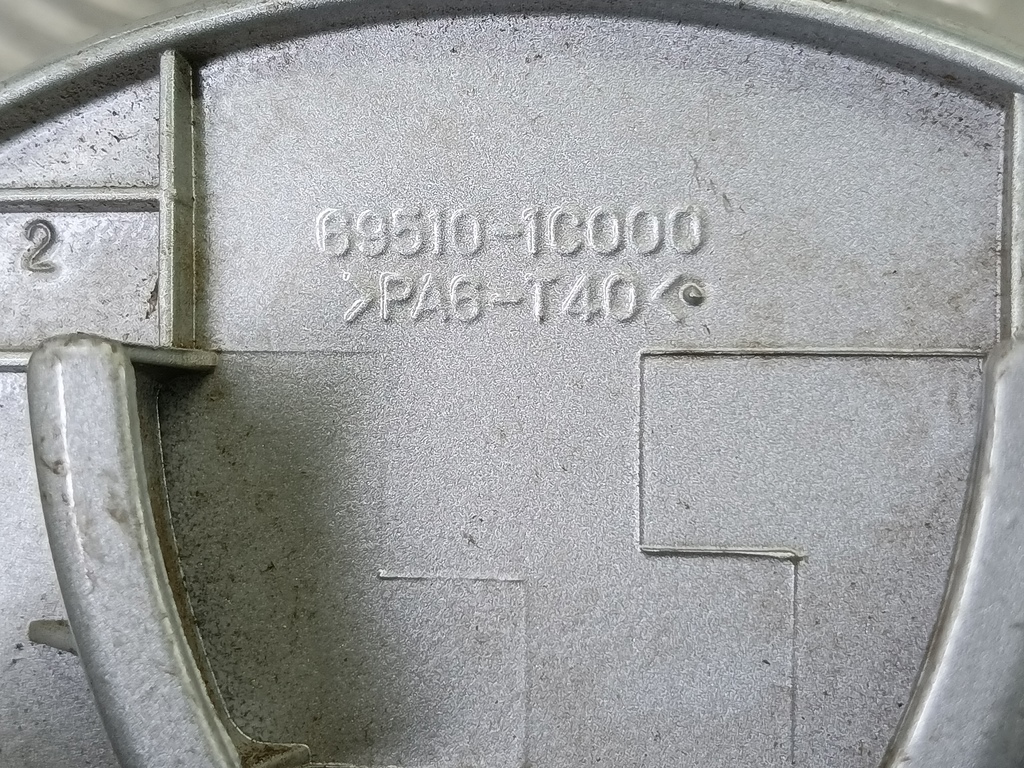 лючок бензобака Hyundai GETZ 1.1 MT (66 л.с.)Getz  I рестайлинг (2005—2011) Хетчбэк 695101C000, 1090 рублей, Москва