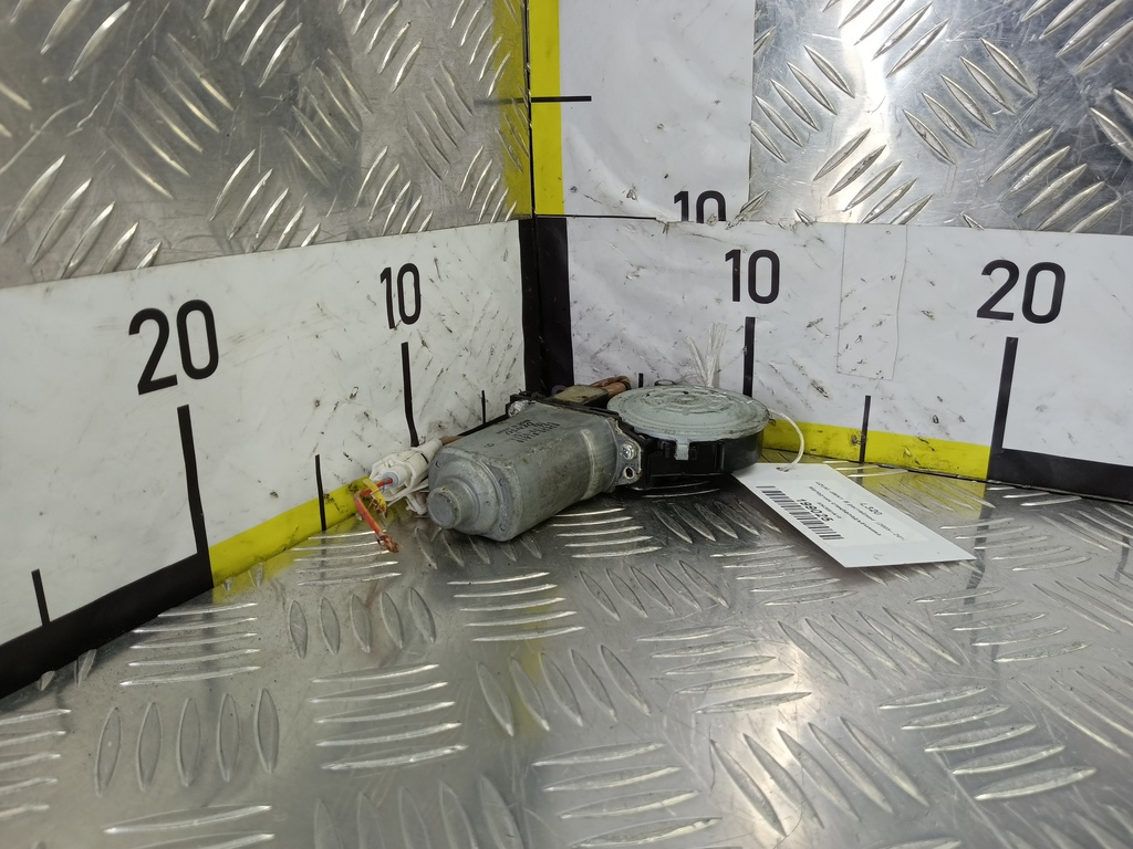 моторчик стеклоподъёмника SUZUKI JIMNY 1.3 4WD MT (86 л.с.)Jimny  III рестайлинг (2005—2012) Внедорожник 8343081A10, 3279 рублей, Москва