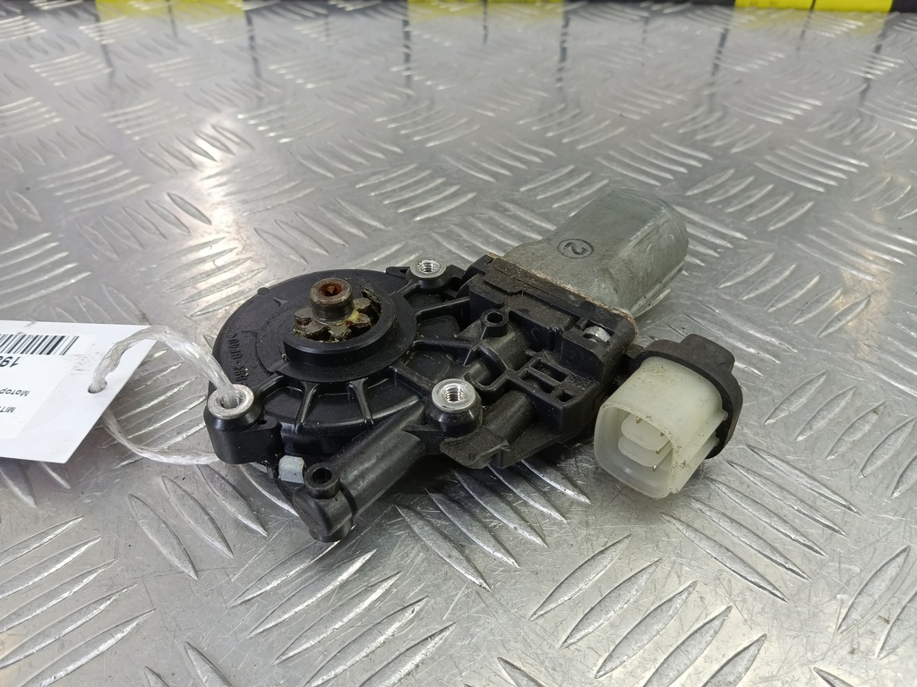 моторчик стеклоподъёмника MITSUBISHI L200   MN182354, 1090 рублей, Москва