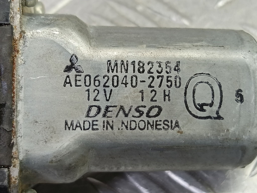 моторчик стеклоподъёмника MITSUBISHI L200   MN182354, 1090 рублей, Москва