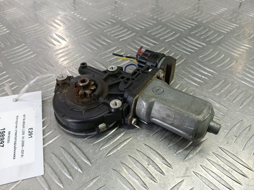 моторчик стеклоподъёмника MITSUBISHI L200  2.5 DI-D MT (136 л.с.)L200  IV (2006—2014) Пикап MN182353, 1210 рублей, Москва