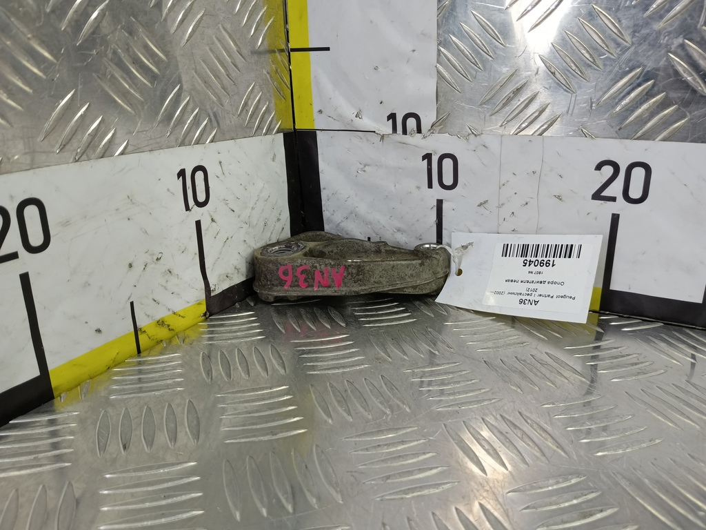 кронштейн кпп Peugeot Partner  1807N4, 1550 рублей, Москва