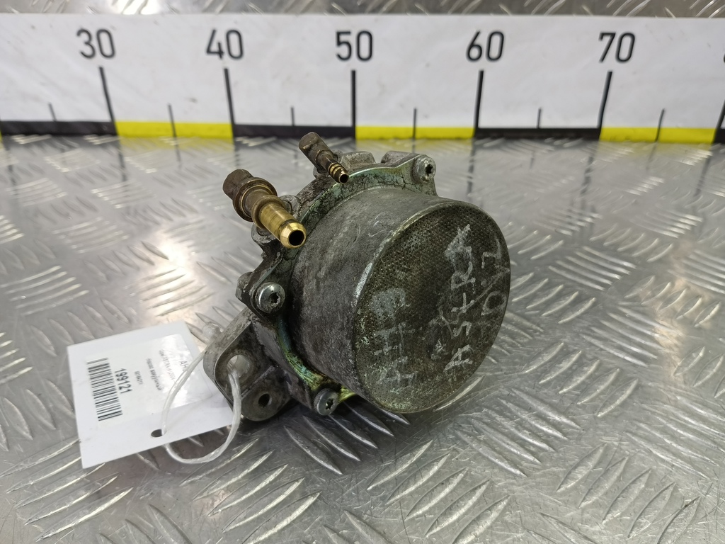 насос вакуумный Opel ASTRA  93184211, 7070 рублей, Москва