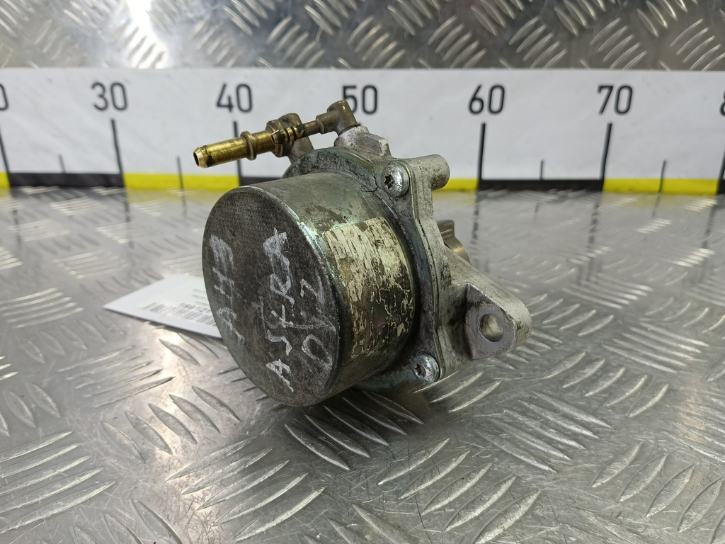 насос вакуумный Opel ASTRA  93184211, 7070 рублей, Москва