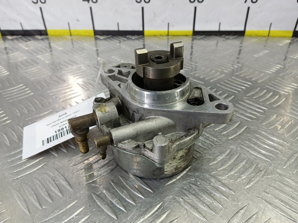 насос вакуумный Opel ASTRA  93184211, 7070 рублей, Москва