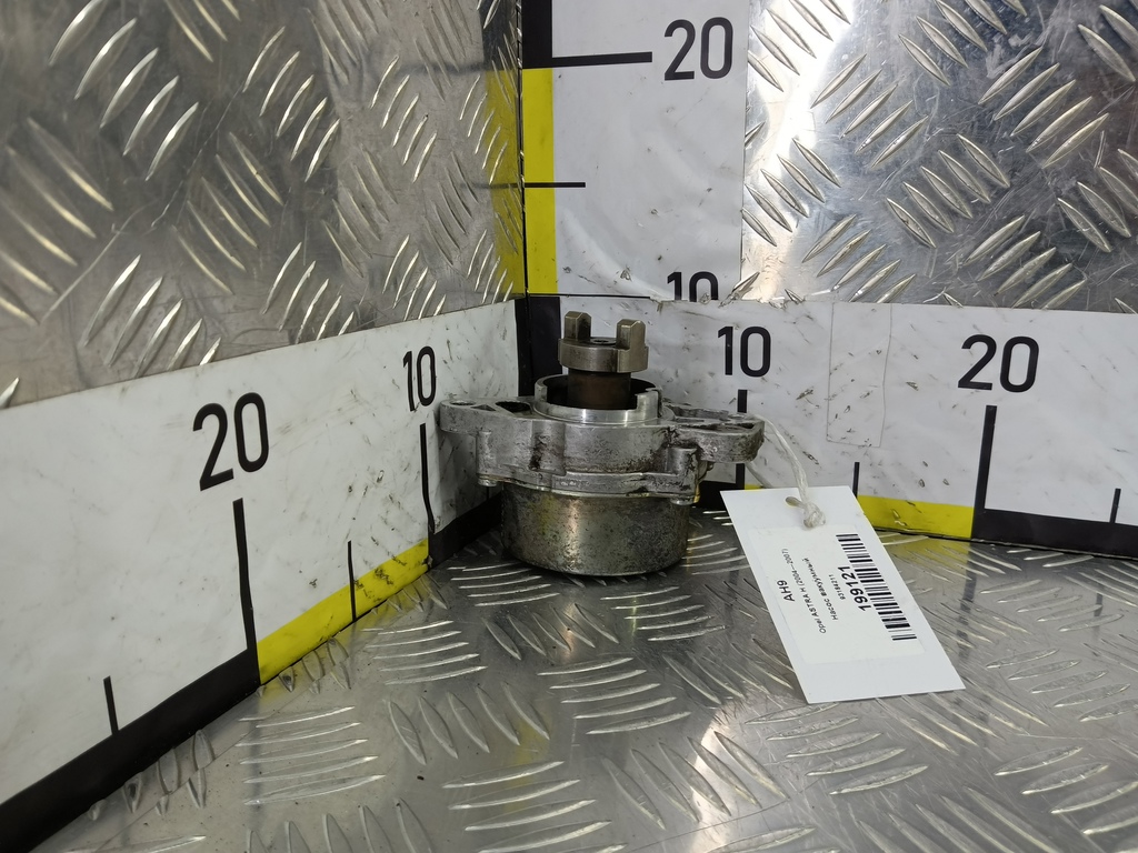 насос вакуумный Opel ASTRA  93184211, 7070 рублей, Москва