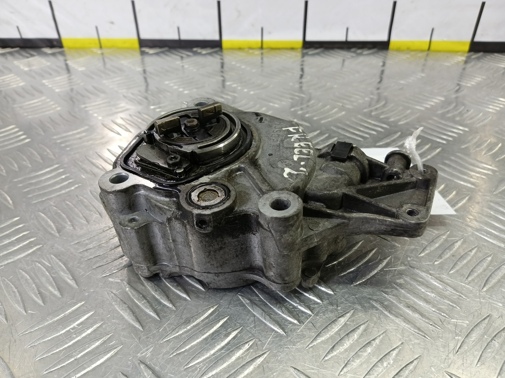 насос вакуумный LAND ROVER FREELANDER  LR009674, 980 рублей, Москва