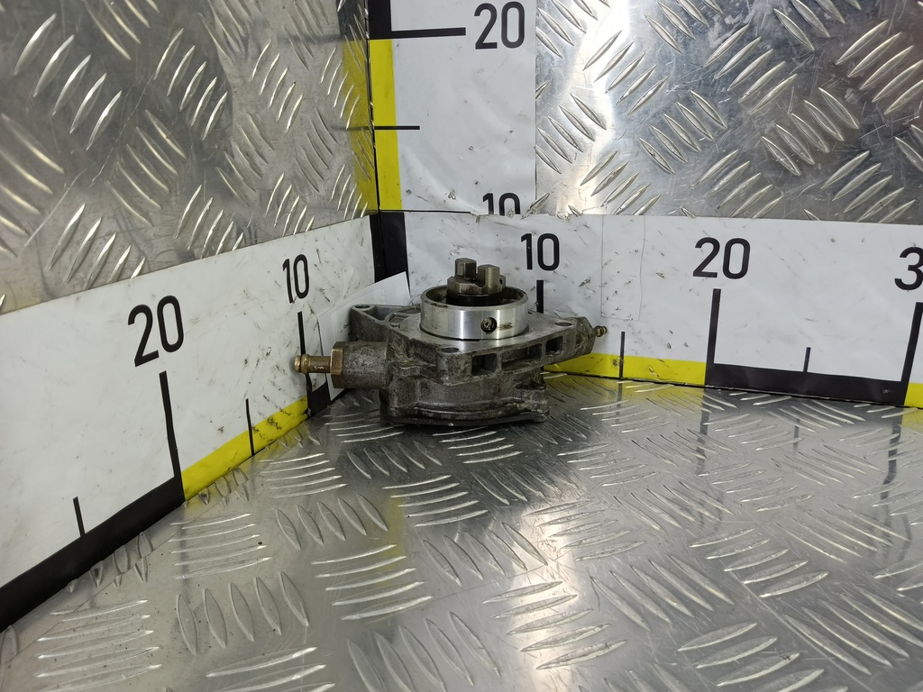 насос вакуумный Opel Antara  4805332, 1210 рублей, Москва