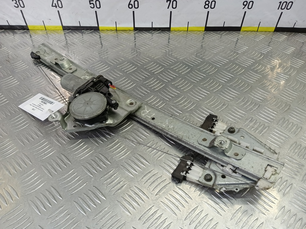 стеклоподъемник SUZUKI Grand Vitara 1.6 4WD MT (106 л.с.)Grand Vitara  II (2005—2008) Внедорожник 8340165J00, 750 рублей, Москва