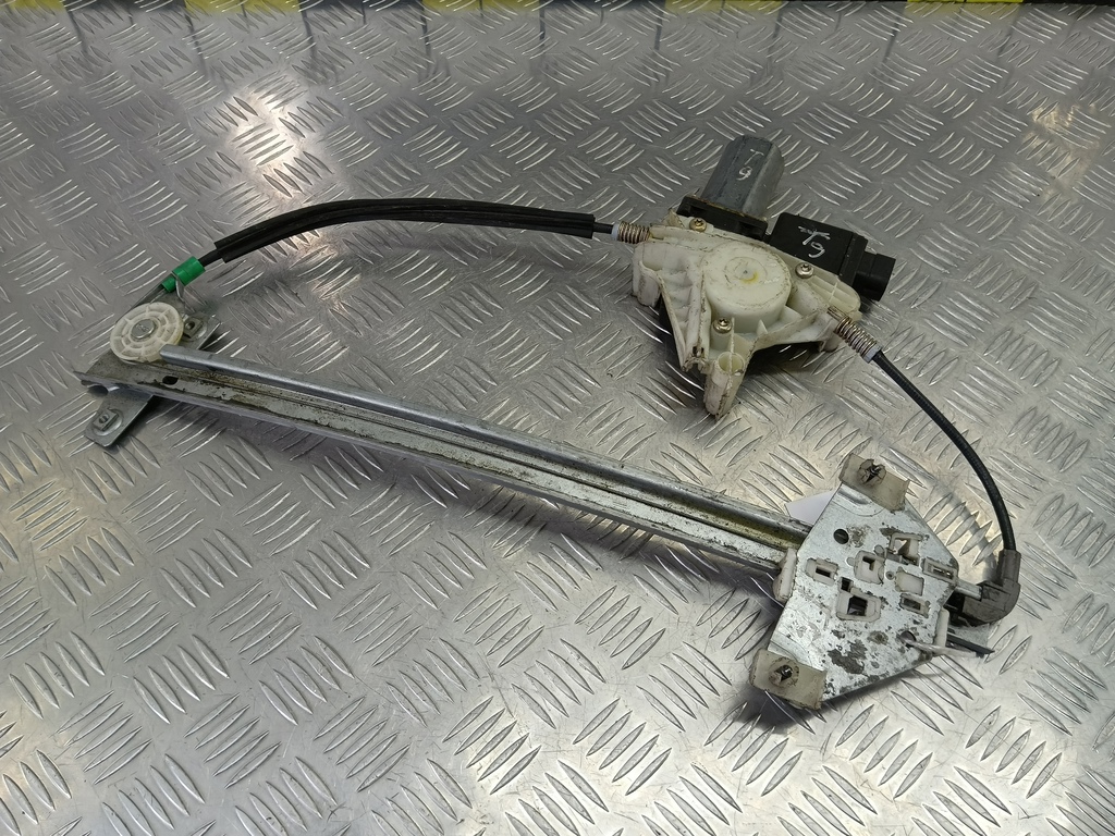 стеклоподъемник MITSUBISHI CARISMA  MR912460, 2700 рублей, Москва