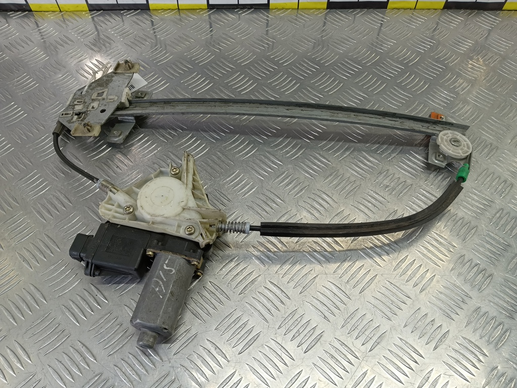 стеклоподъемник MITSUBISHI CARISMA 1.8 GDI AT (122 л.с.)Carisma  I рестайлинг (1999—2004) Лифтбек MR912460, 2700 рублей, Москва