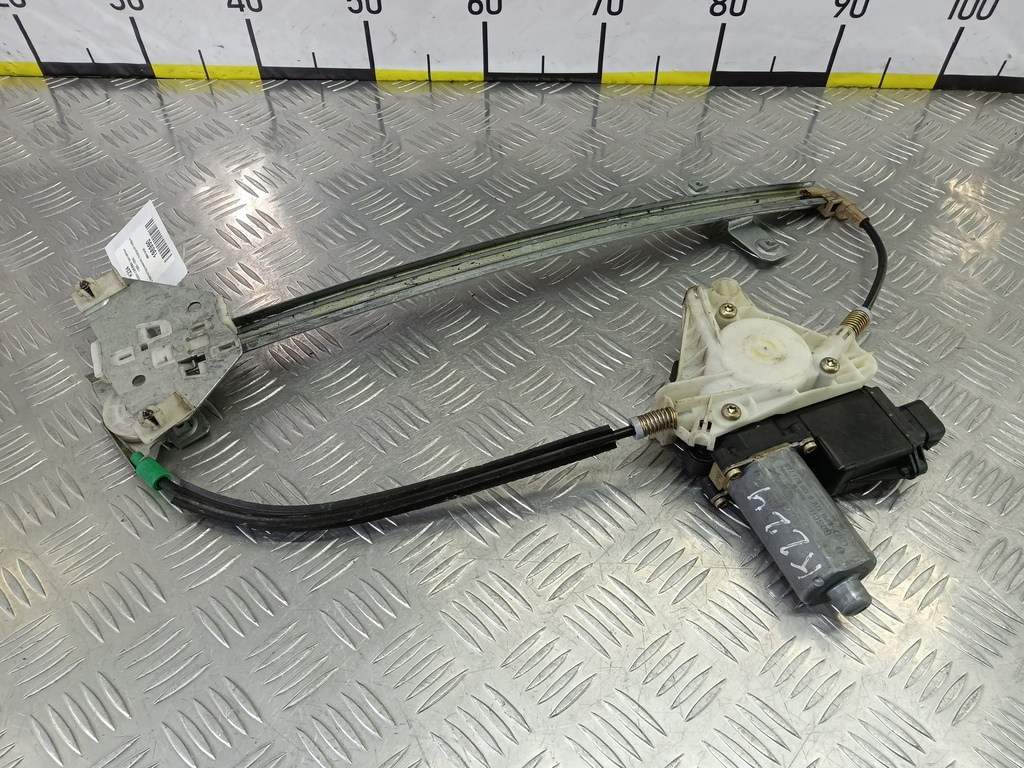 стеклоподъемник MITSUBISHI CARISMA 1.6 AT (90 л.с.)Carisma  I рестайлинг (1999—2004) Лифтбек MR912459, 3279 рублей, Москва