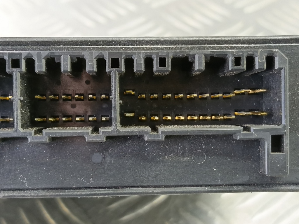 блок управления двигателем MITSUBISHI LANCER 1.6 MT (98 л.с.)Lancer  IX рестайлинг (2005—2010) Седан 1860A318, 5230 рублей, Москва