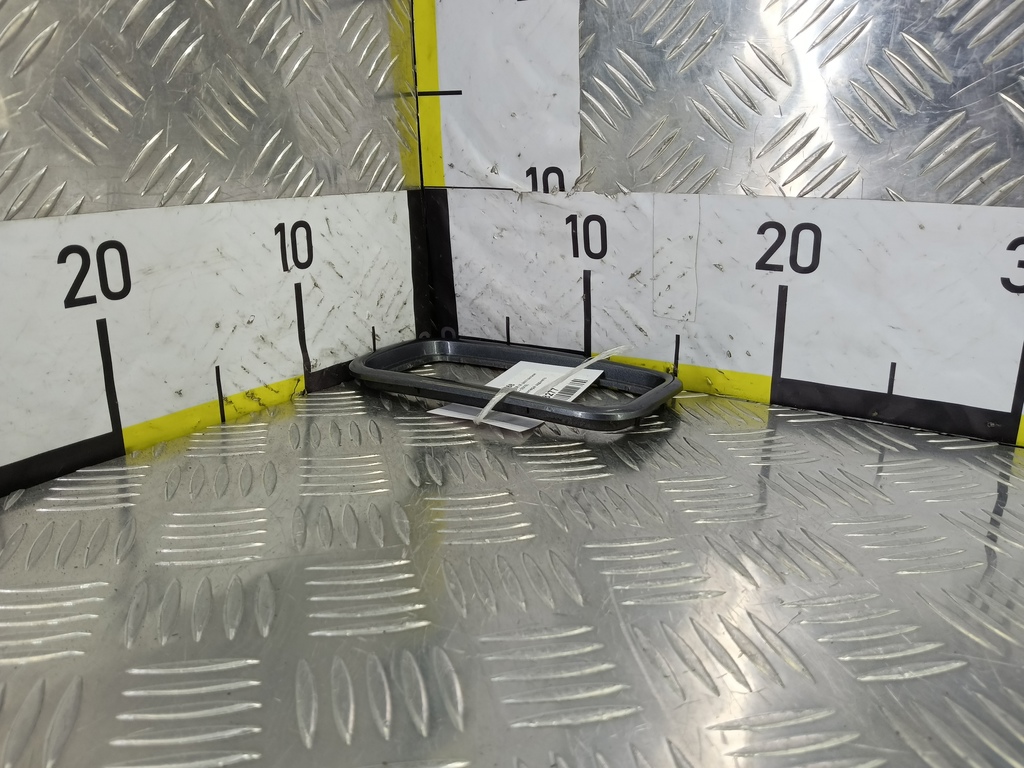 накладка бампера заднего MITSUBISHI LANCER 1.6 MT (98 л.с.)Lancer  IX рестайлинг (2005—2010) Седан MN175980, 860 рублей, Москва