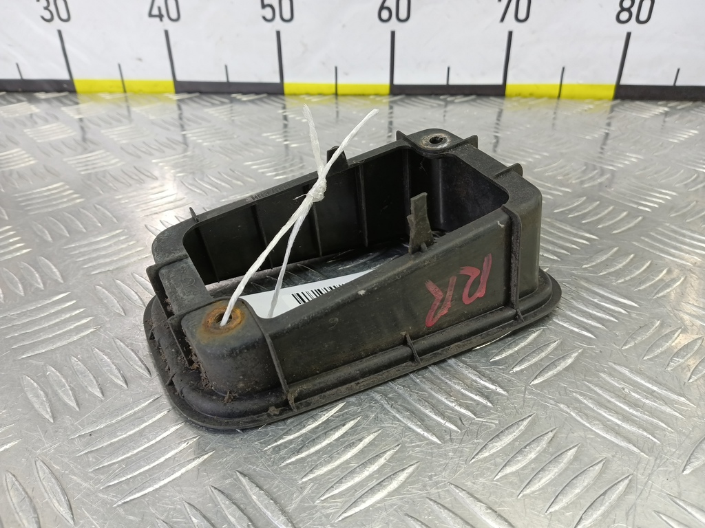 кронштейн противотуманной фары MITSUBISHI LANCER 1.6 MT (98 л.с.)Lancer  IX рестайлинг (2005—2010) Седан MR379312, 630 рублей, Москва