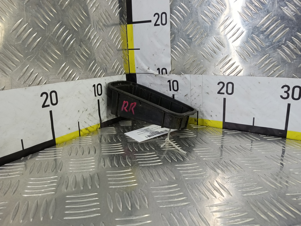 кронштейн противотуманной фары MITSUBISHI LANCER 1.6 MT (98 л.с.)Lancer  IX рестайлинг (2005—2010) Седан MR379312, 630 рублей, Москва