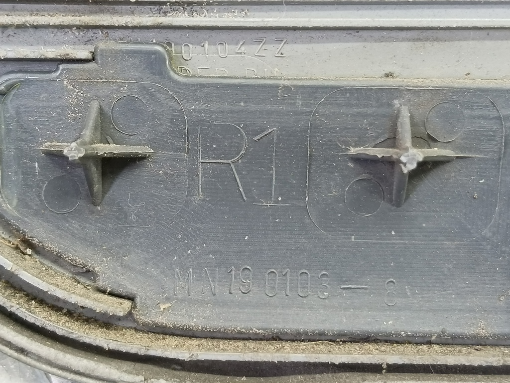 накладка крыла переднего MITSUBISHI LANCER 1.6 MT (98 л.с.)Lancer  IX рестайлинг (2005—2010) Седан MN190104, 1320 рублей, Москва