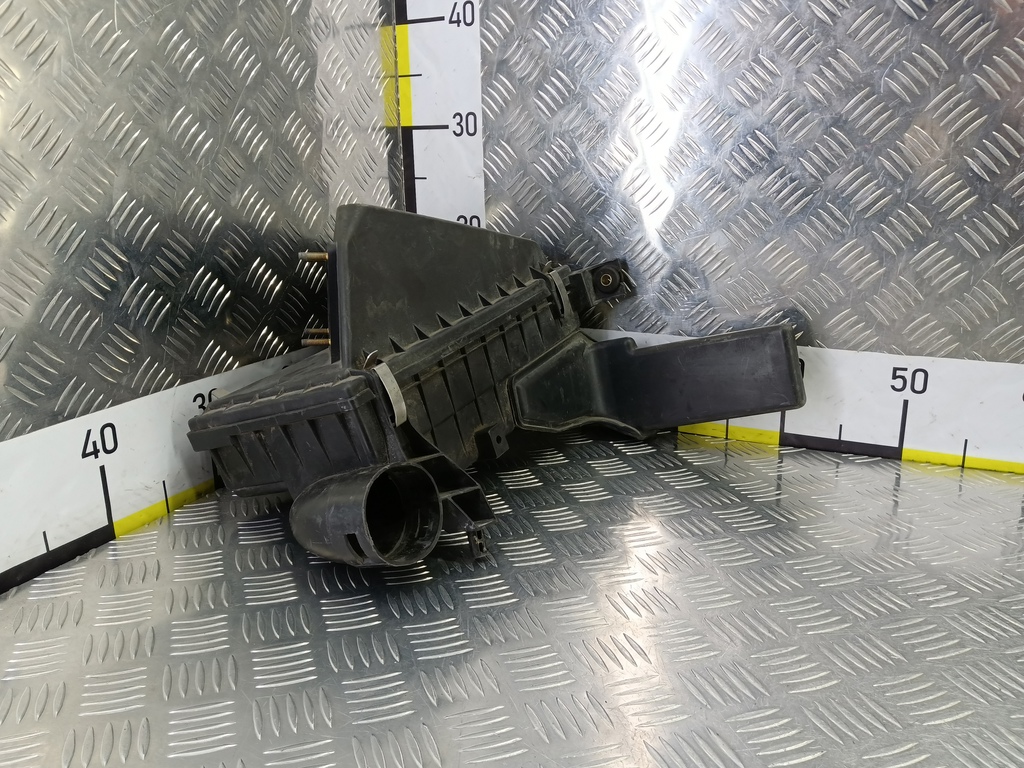 корпус воздушного фильтра MITSUBISHI CARISMA 1.6 AT (90 л.с.)Carisma  I рестайлинг (1999—2004) Лифтбек MR299432, 1090 рублей, Москва