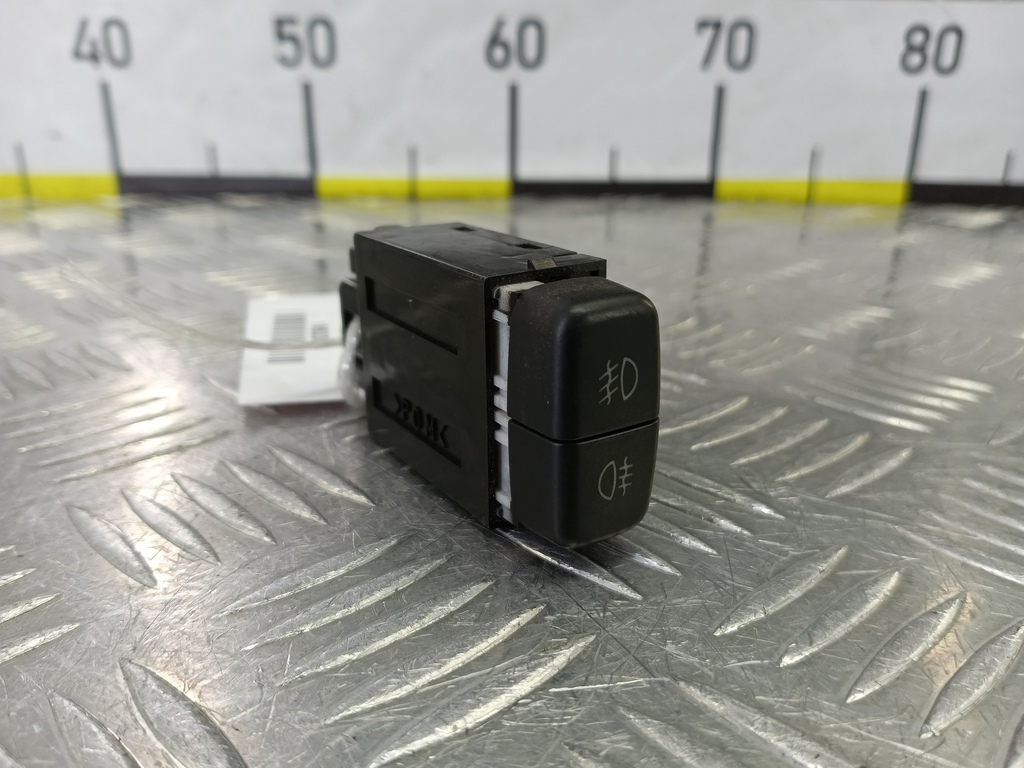 кнопка противотуманки MITSUBISHI LANCER 1.6 MT (98 л.с.)Lancer  IX рестайлинг (2005—2010) Седан MR190953, 2930 рублей, Москва