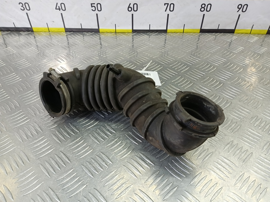 патрубок воздушный MITSUBISHI COLT 1.3 MT (95 л.с.)Colt  Z30 (2002—2012) Хетчбэк MN135109, 520 рублей, Москва