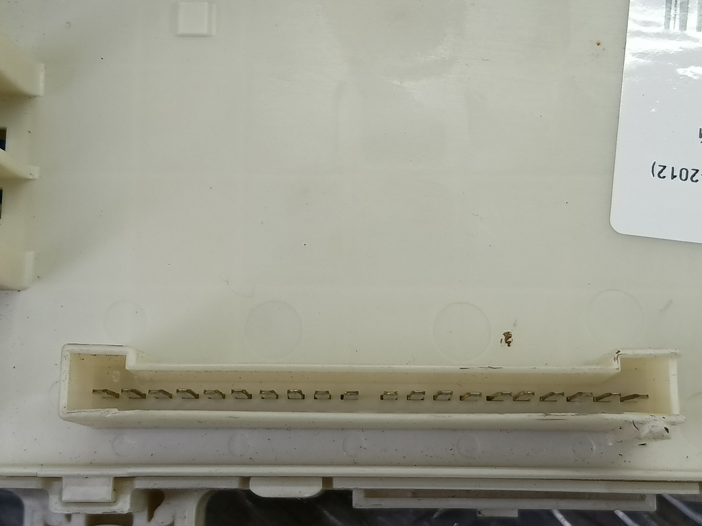 блок предохранителей MITSUBISHI COLT 1.3 MT (95 л.с.)Colt  Z30 (2002—2012) Хетчбэк MN108319, 750 рублей, Москва