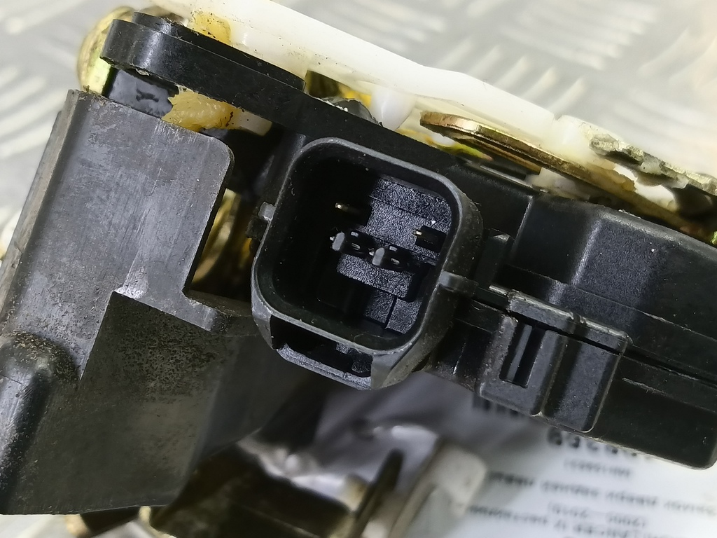 замок двери MITSUBISHI LANCER 1.6 MT (98 л.с.)Lancer  IX рестайлинг (2005—2010) Седан MN159631, 2360 рублей, Москва