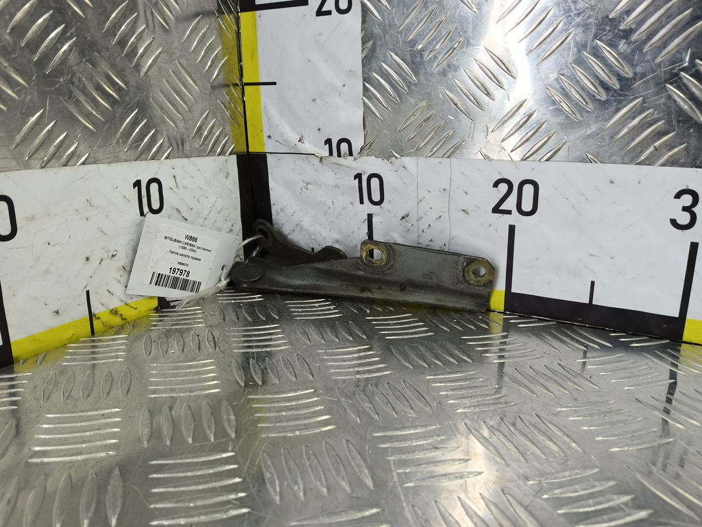 петля капота MITSUBISHI CARISMA 1.6 AT (90 л.с.)Carisma  I рестайлинг (1999—2004) Лифтбек M896535, 520 рублей, Москва