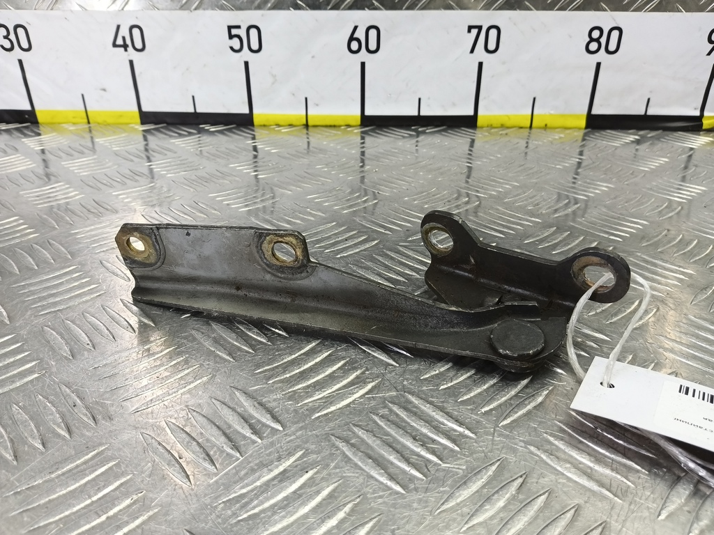 петля капота MITSUBISHI CARISMA 1.6 AT (90 л.с.)Carisma  I рестайлинг (1999—2004) Лифтбек M896534, 520 рублей, Москва