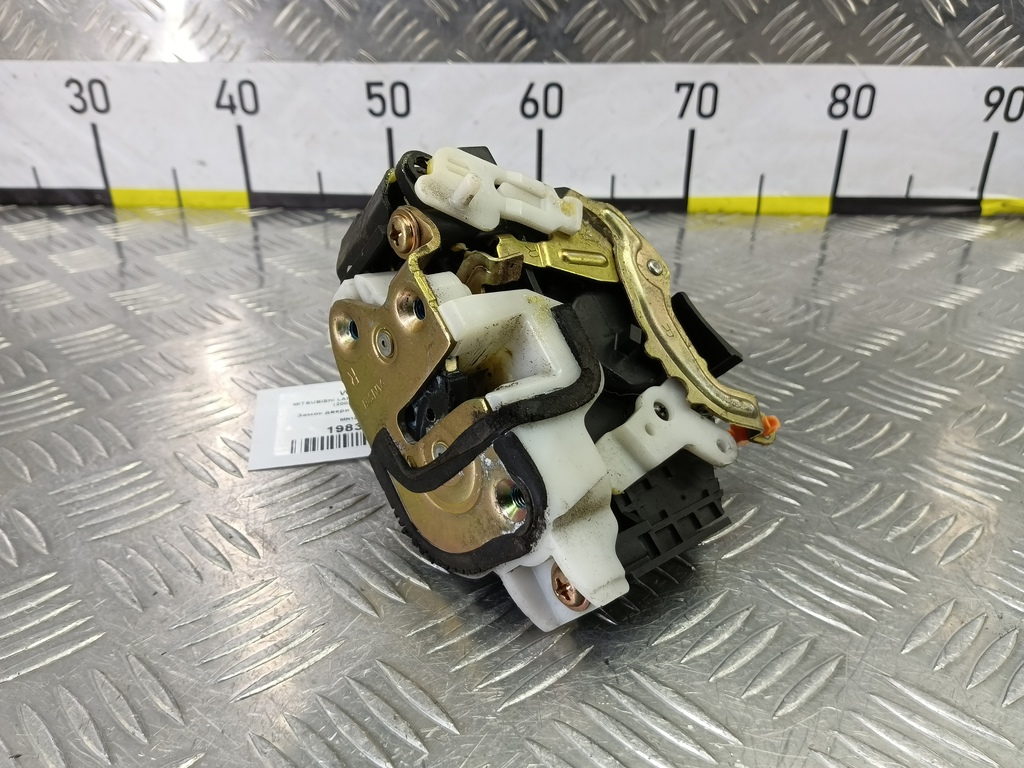 замок двери MITSUBISHI LANCER 1.6 MT (98 л.с.)Lancer  IX рестайлинг (2005—2010) Седан MN159632, 3050 рублей, Москва