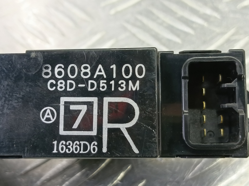 кнопка стеклоподъемника MITSUBISHI LANCER 1.6 MT (98 л.с.)Lancer  IX рестайлинг (2005—2010) Седан 8608A100, 520 рублей, Москва