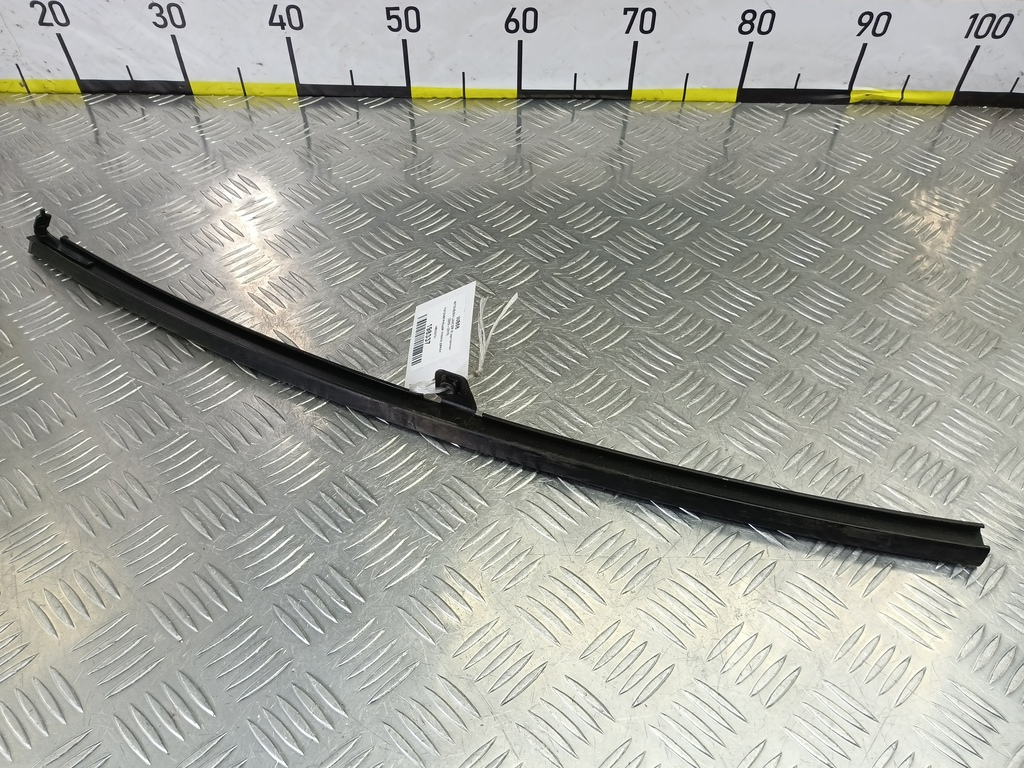 направляющая стекла двери MITSUBISHI LANCER 1.6 MT (98 л.с.)Lancer  IX рестайлинг (2005—2010) Седан MR525721, 980 рублей, Москва