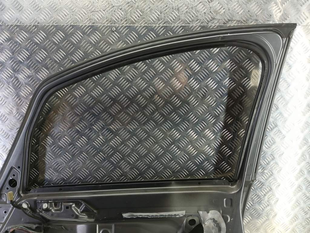 дверь MITSUBISHI COLT 1.3 MT (95 л.с.)Colt  Z30 (2002—2012) Хетчбэк MN161884, 10750 рублей, Москва