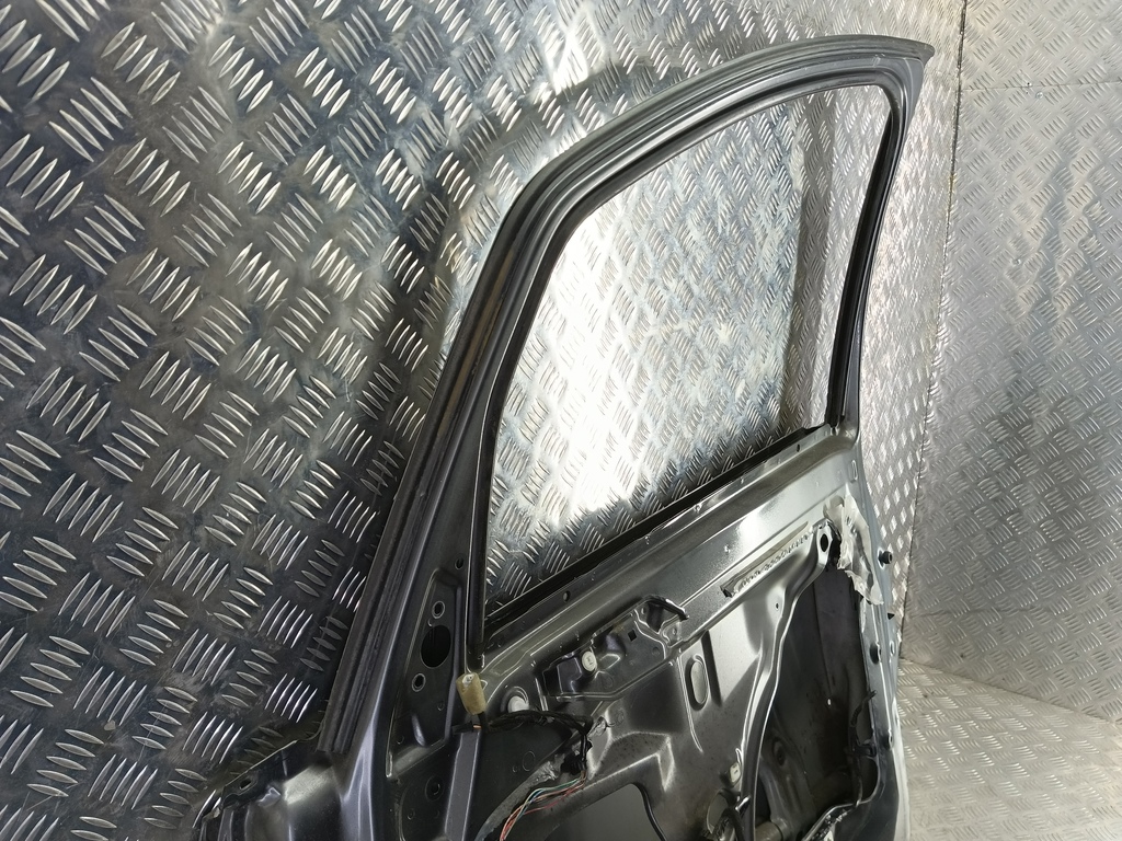 дверь MITSUBISHI COLT 1.3 MT (95 л.с.)Colt  Z30 (2002—2012) Хетчбэк MN161884, 10750 рублей, Москва