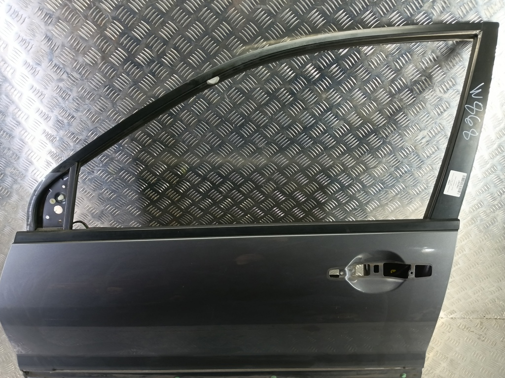 дверь MITSUBISHI LANCER 1.6 MT (98 л.с.)Lancer  IX рестайлинг (2005—2010) Седан 5700A167, 17650 рублей, Москва