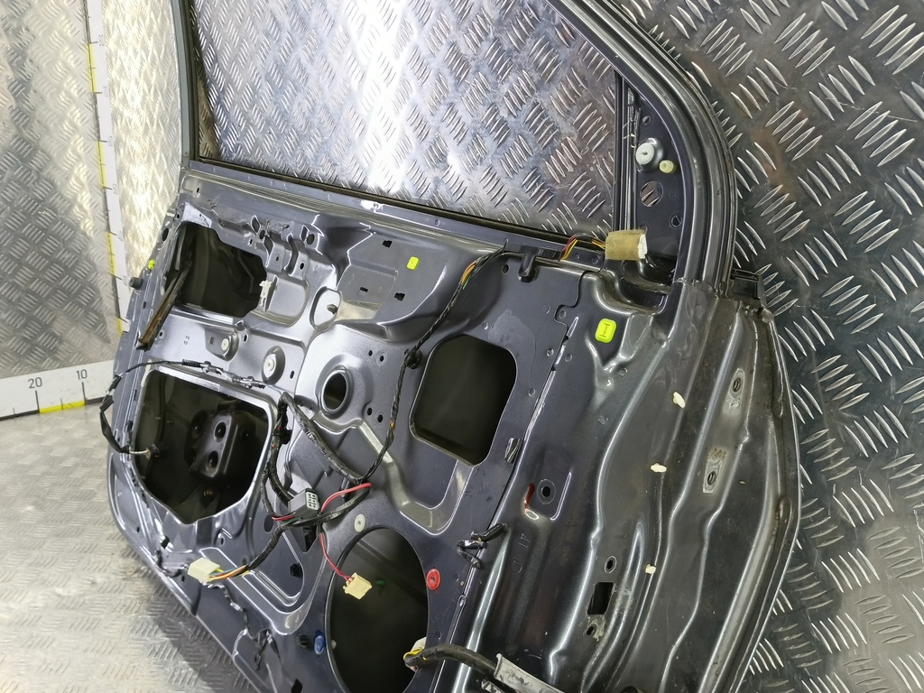 дверь MITSUBISHI LANCER 1.6 MT (98 л.с.)Lancer  IX рестайлинг (2005—2010) Седан 5700A167, 17650 рублей, Москва