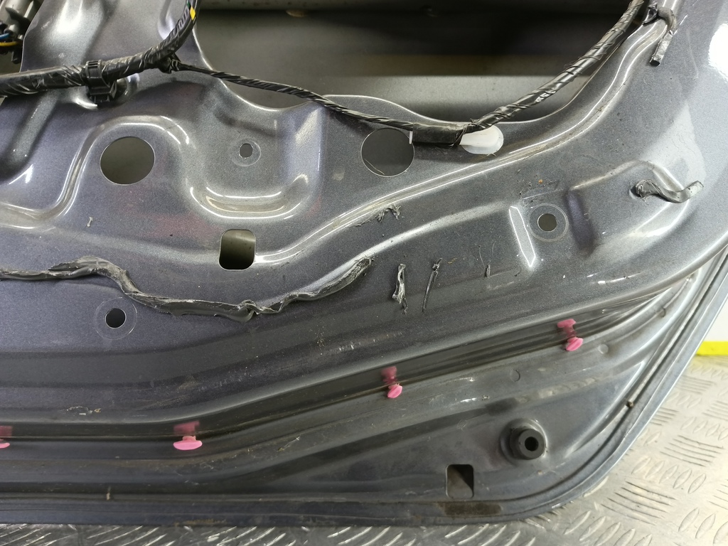 дверь MITSUBISHI LANCER 1.6 MT (98 л.с.)Lancer  IX рестайлинг (2005—2010) Седан 5730A192, 8450 рублей, Москва