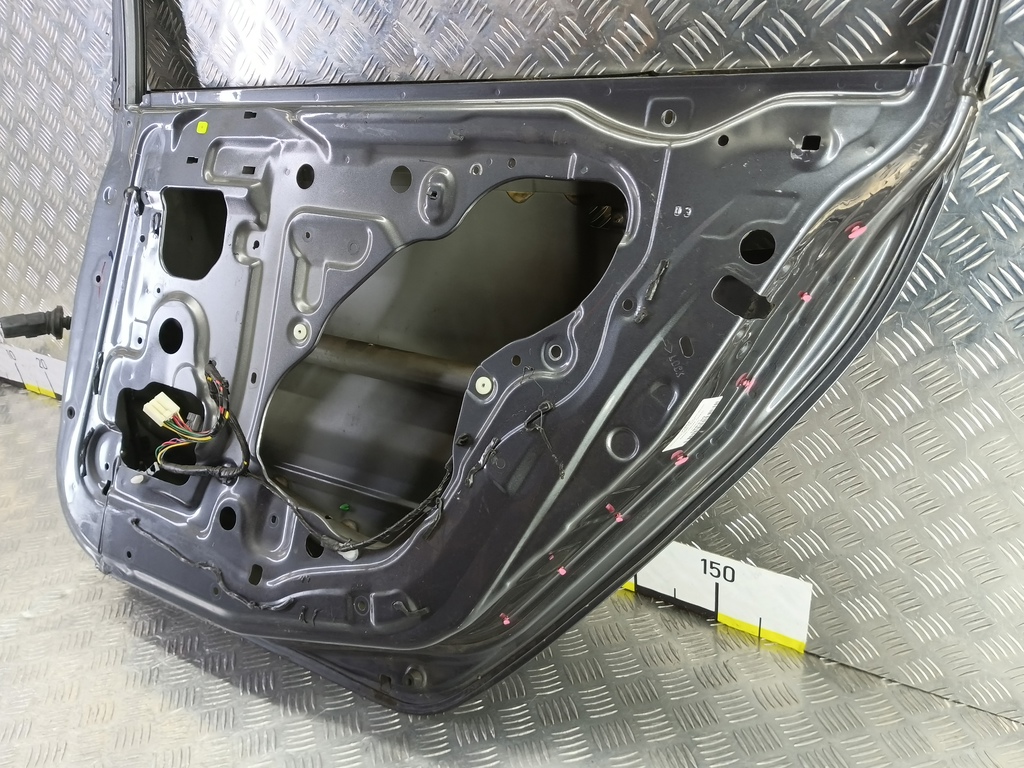 дверь MITSUBISHI LANCER 1.6 MT (98 л.с.)Lancer  IX рестайлинг (2005—2010) Седан 5730A192, 8450 рублей, Москва