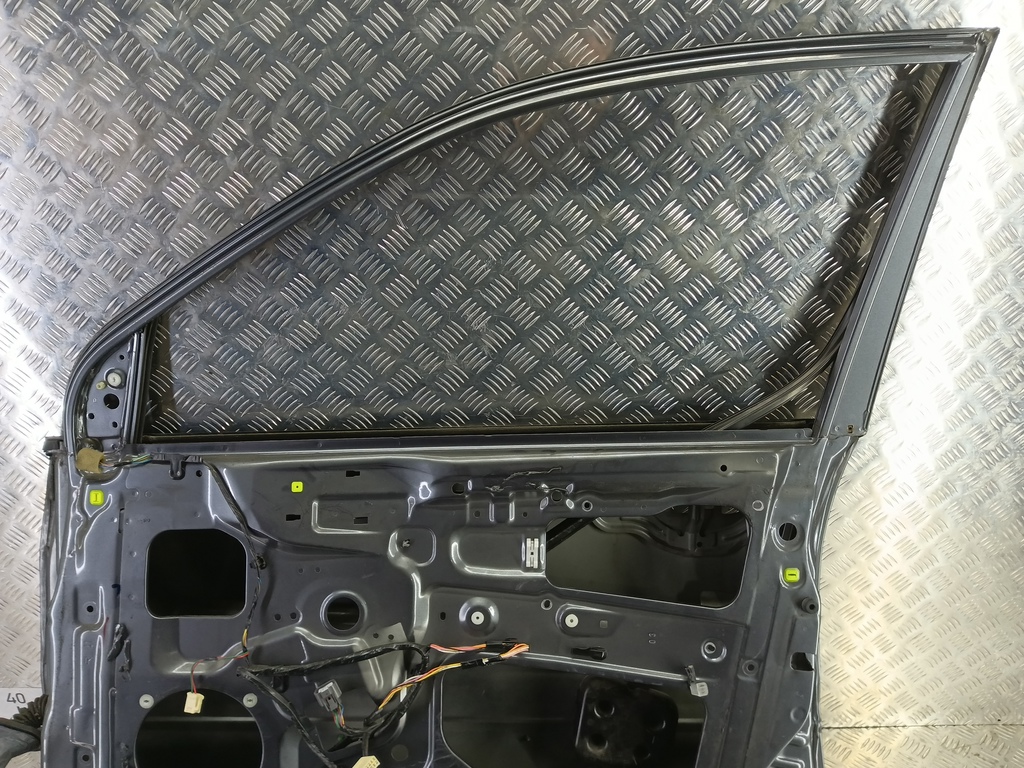 дверь MITSUBISHI LANCER 1.6 MT (98 л.с.)Lancer  IX рестайлинг (2005—2010) Седан 5700A168, 10750 рублей, Москва