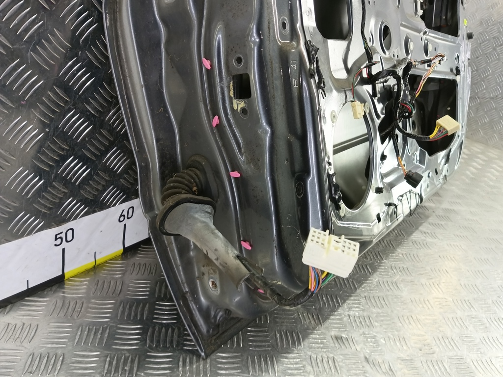 дверь MITSUBISHI LANCER 1.6 MT (98 л.с.)Lancer  IX рестайлинг (2005—2010) Седан 5700A168, 10750 рублей, Москва