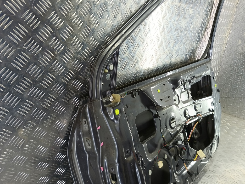 дверь MITSUBISHI LANCER 1.6 MT (98 л.с.)Lancer  IX рестайлинг (2005—2010) Седан 5700A168, 10750 рублей, Москва