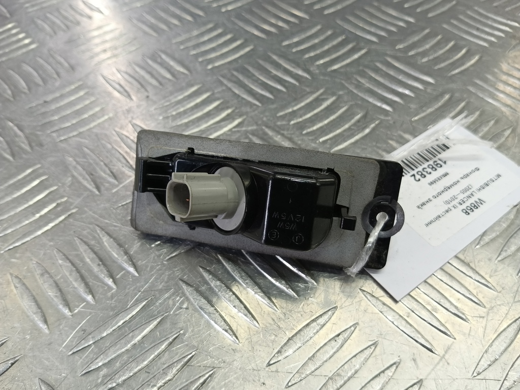 фонарь номерного знака MITSUBISHI LANCER 1.6 MT (98 л.с.)Lancer  IX рестайлинг (2005—2010) Седан MR485699, 520 рублей, Москва