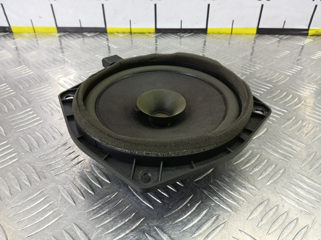 динамик музыкальный MITSUBISHI LANCER 1.6 MT (98 л.с.)Lancer  IX рестайлинг (2005—2010) Седан MR306819, 750 рублей, Москва