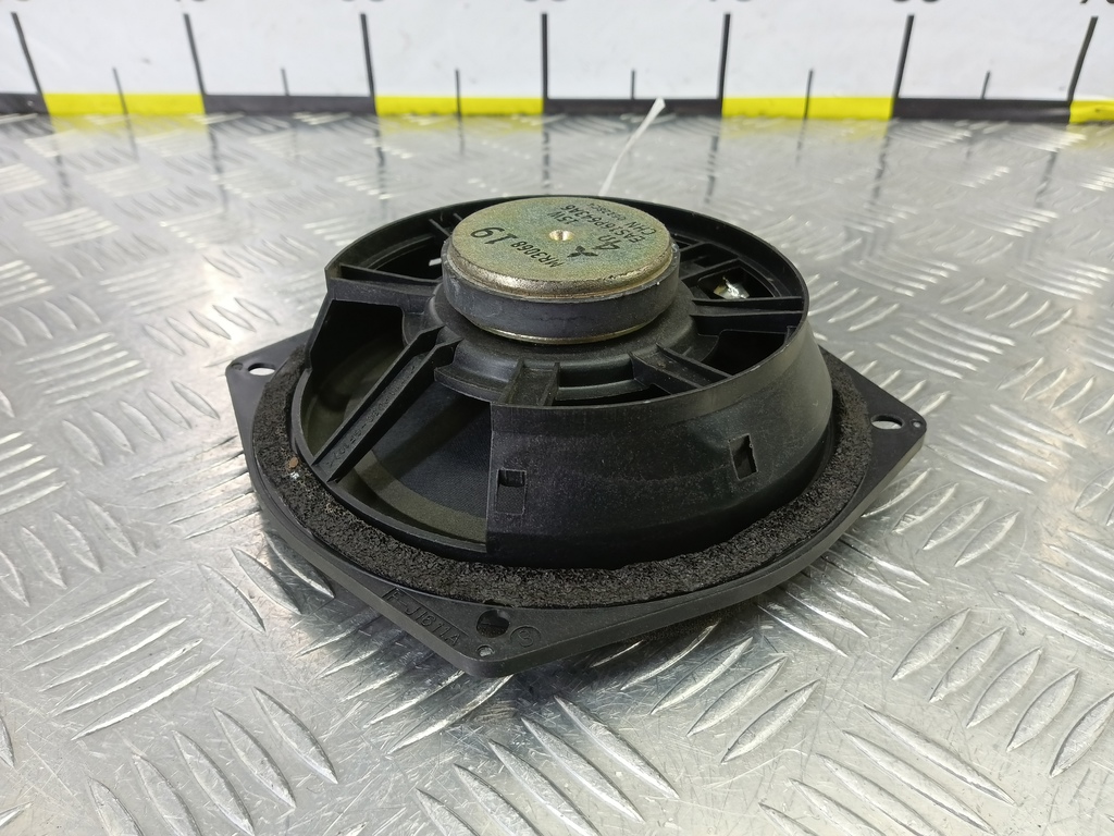 динамик музыкальный MITSUBISHI LANCER 1.6 MT (98 л.с.)Lancer  IX рестайлинг (2005—2010) Седан MR306819, 750 рублей, Москва