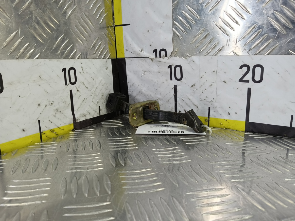 ограничитель двери MITSUBISHI LANCER 1.6 MT (98 л.с.)Lancer  IX рестайлинг (2005—2010) Седан MR526777, 860 рублей, Москва