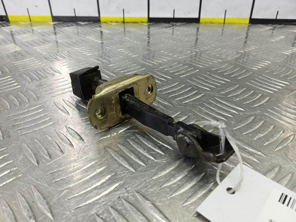 ограничитель двери MITSUBISHI LANCER 1.6 MT (98 л.с.)Lancer  IX рестайлинг (2005—2010) Седан MR526777, 860 рублей, Москва