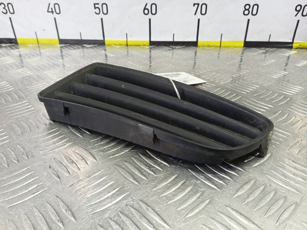 накладка бампера переднего MITSUBISHI CARISMA 1.6 AT (90 л.с.)Carisma  I рестайлинг (1999—2004) Лифтбек XR384227, 1550 рублей, Москва